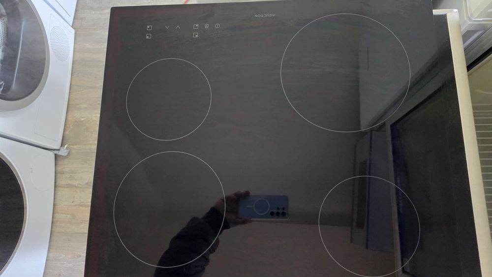 Плот за вграждане Electrolux induction