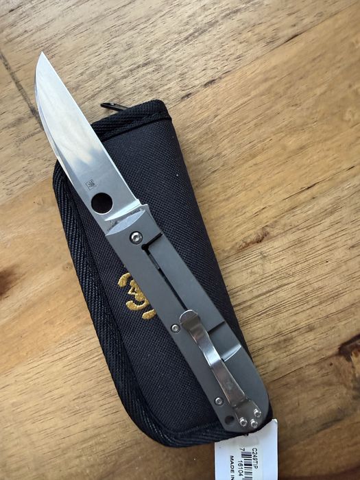 Briceag Spyderco Swayback