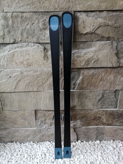 Schiuri ski Kastle Mx 75 + legaturi Kastle K12 Nou! 179 cm