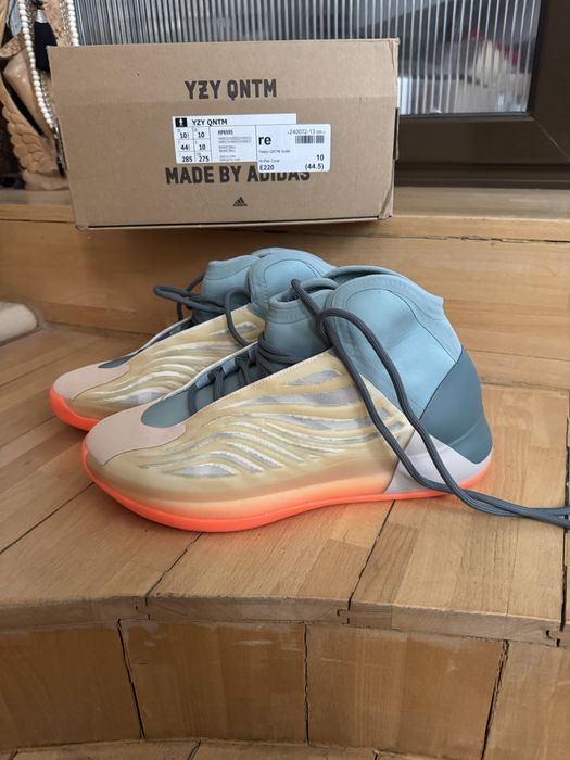 Yeezy QNTN , marime 44 2/3