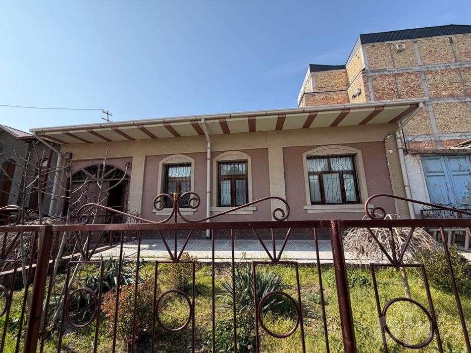 Срочно Продаю Дом 3.5 соток. Домбирабод Корзинка. Чиланзар