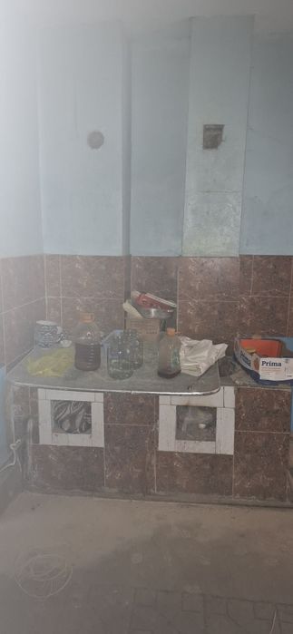 Zarbdor, Bo'ston, bino sotiladi. Garov uchun mumkin. Choyxona, kafe