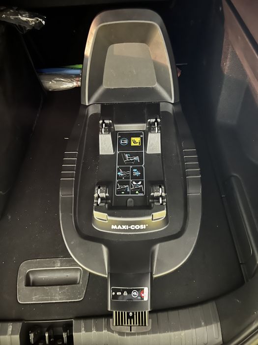 Столче за кола Maxi Cozi Pearlpro2 i-size + база за кола Familyfix3
