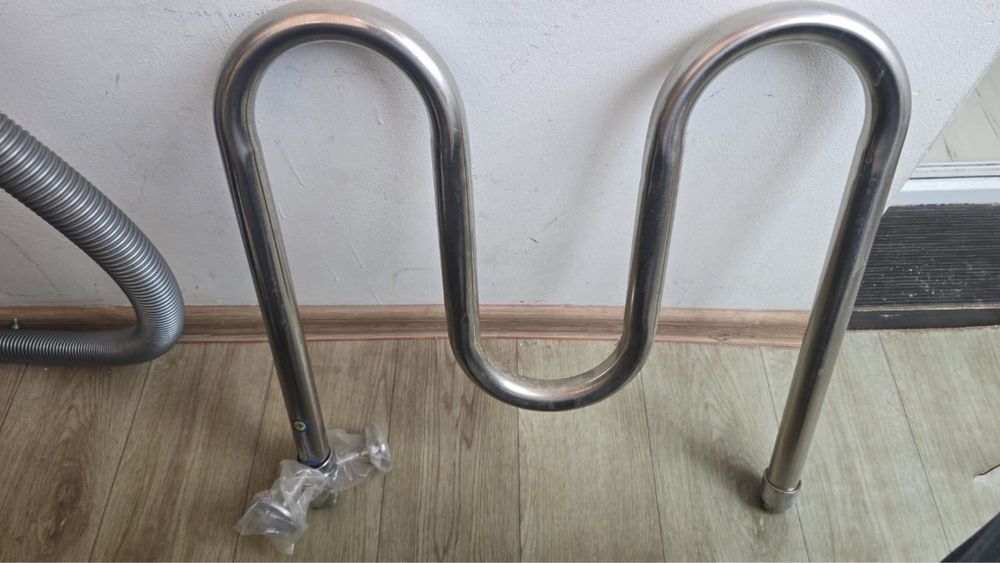 Труба для ваной срочно