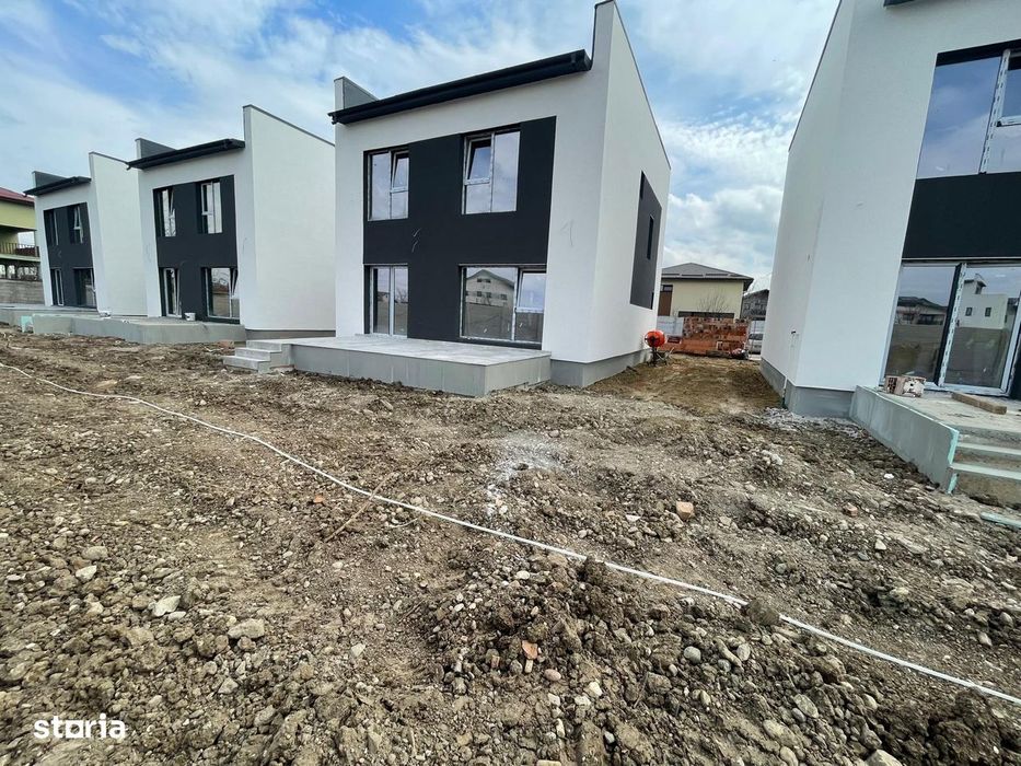 Casă | 5 camere | Încălzire în pardoseală | 116 mp utili | Curte 310mp