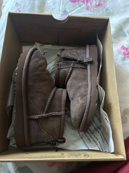 Ugg кафяви 28.5 носени веднъж