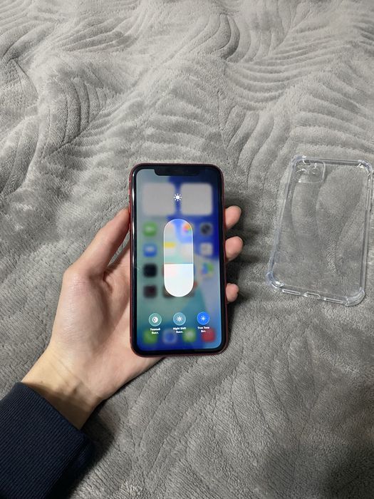 Продам Айфон 11 128gb 75%