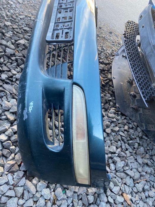 Бампер Тойота Эстима Эмина 1995год