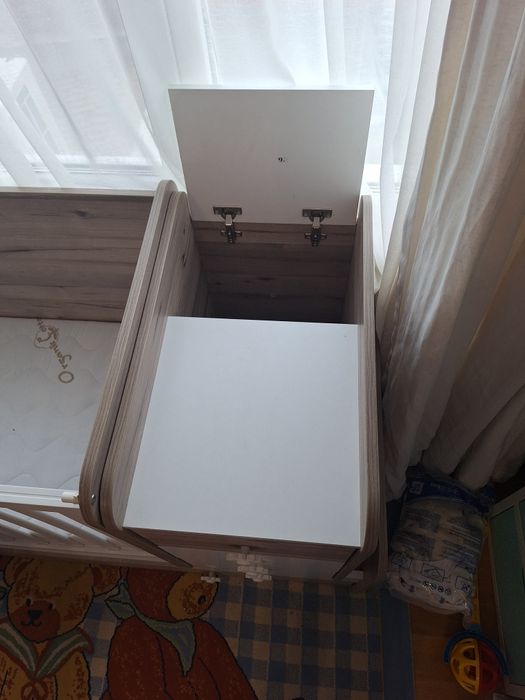 Бебешка дървена кошара