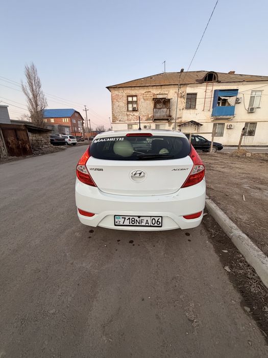 Продам машину Hyundai accent