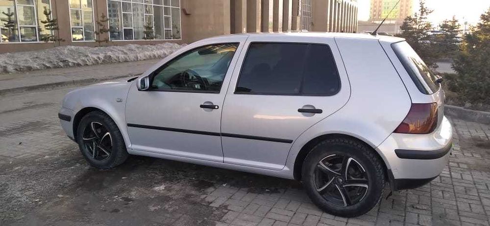 гольф 4 сатамын жағдайы жақсы