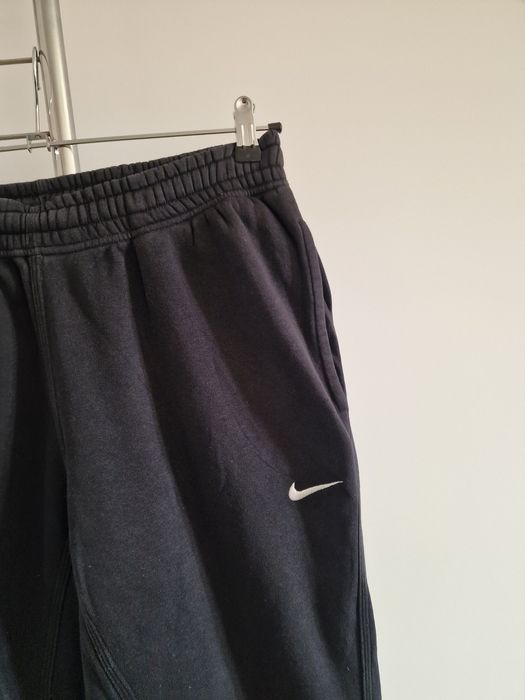 Страхотно мъжко спортно долнище NIKE размер L