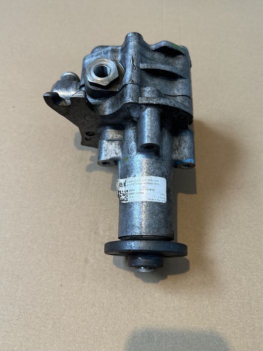 Pompa servo BMW X5 E70, X6 E71 : 6781008