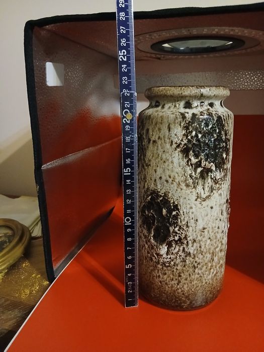 Vaza din ceramica,vintage,realizata cu tehnica Fat Lava