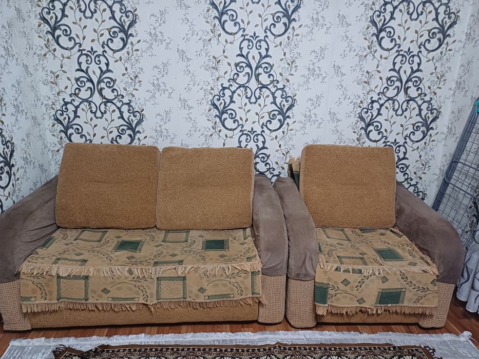 Продаётся тройка диван-софа-кресло