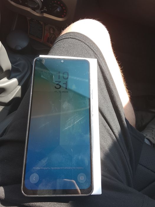 Продам телефон Samsung A06