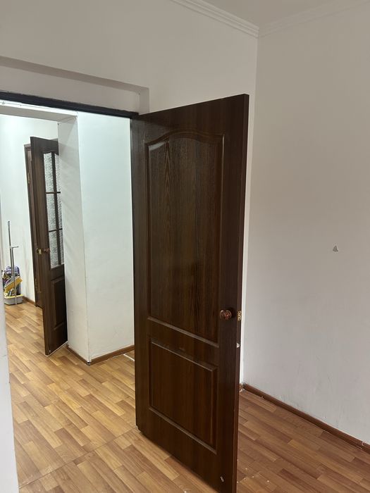 Дверь для комнотей