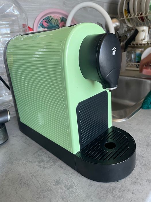 Кафе машина с подарък капсули “Tchibo”