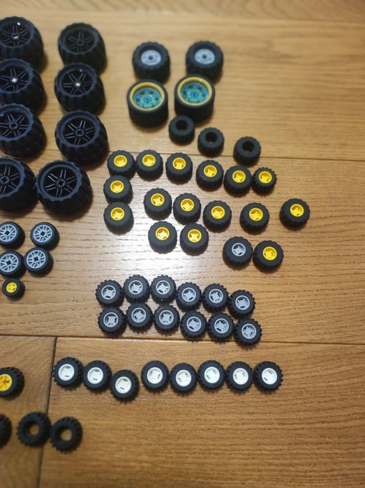 LEGO - roți și jante diferite dimensiuni