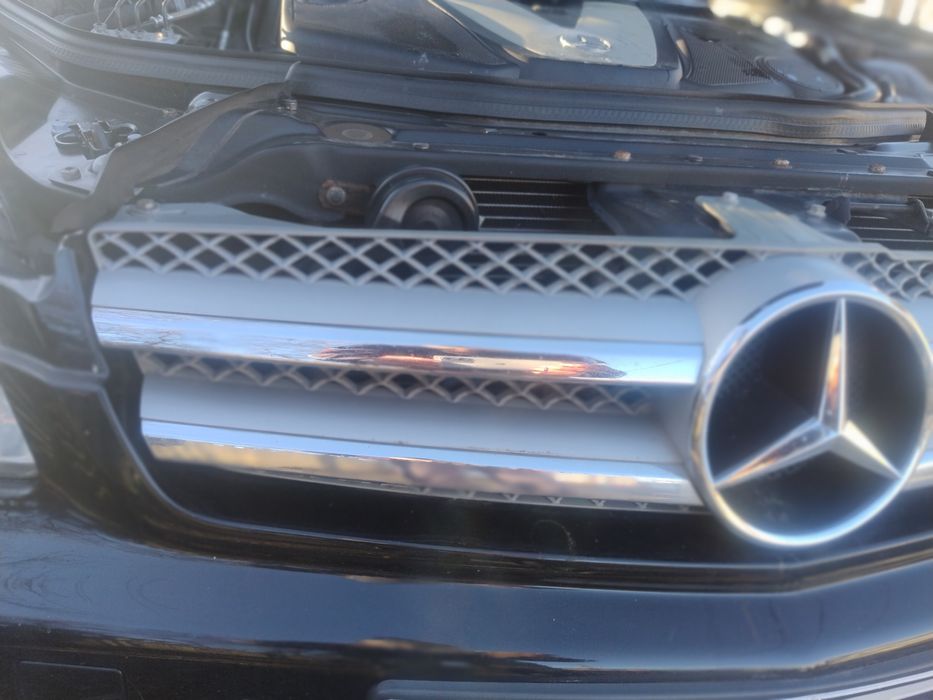 Grila frontala facelift, grila capota facelift Mercedes CLS W219
