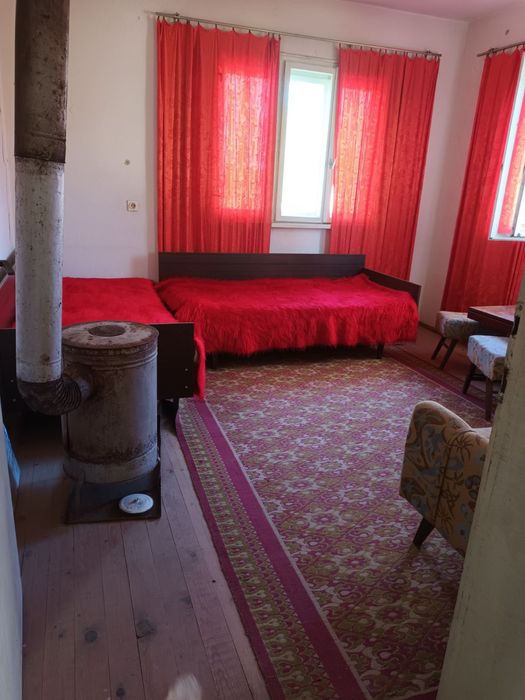 Продава се Къща в с. Девенци, Област Плевен - 140 кв.м за 110 €/кв.м - Снимка #11