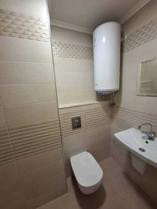 Дава се под наем Двустаен апартамент в Бургас, Братя Миладинови - 40 кв.м за 400 € - Снимка #2