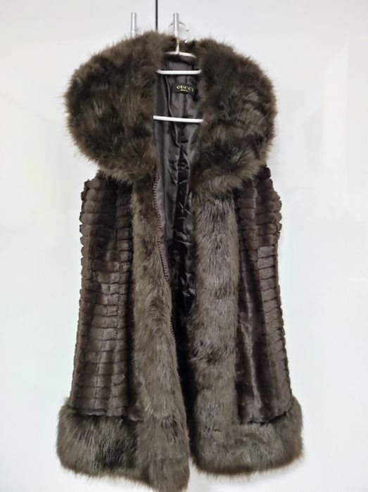 Vesta Gucci mărime M