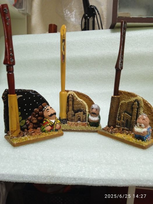 Сувениры ручной работы для туристов и иностранцев красота