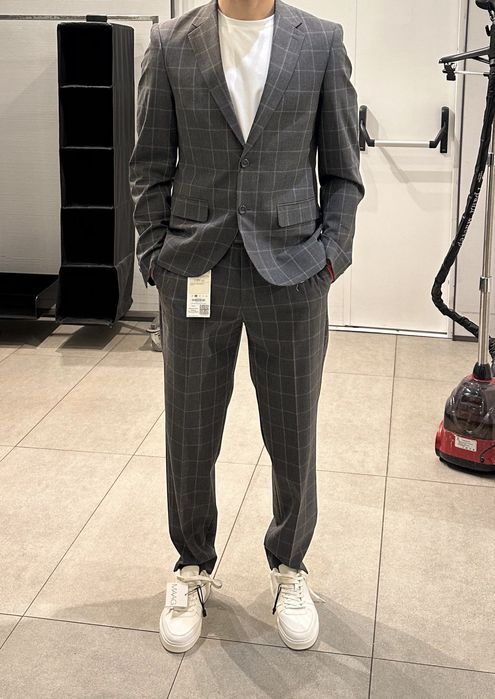 Мужской костюм (пиджак + брюки)