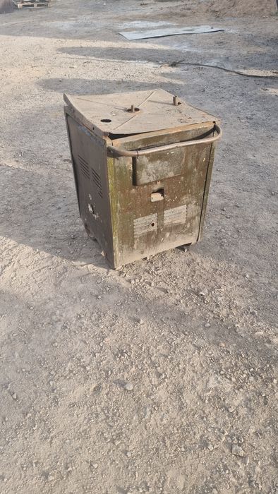 Продам сварочный аппарат 380вт.