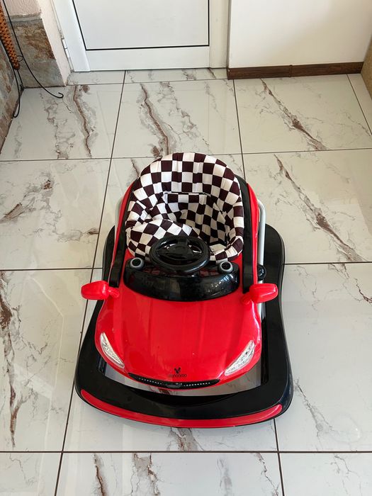 Детска проходилка за бебето и детето