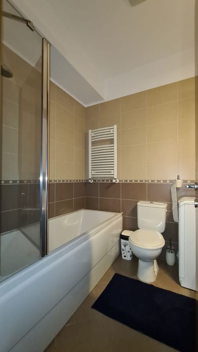 Apartament 2 camere decomandat, confort 1, terasă, pază + parcare zona Biharia