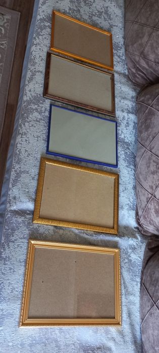 Продам рамки под фотографии, грамоты, дипломы