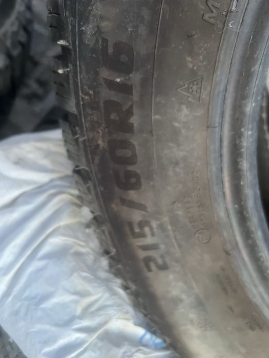Шина шипи новый