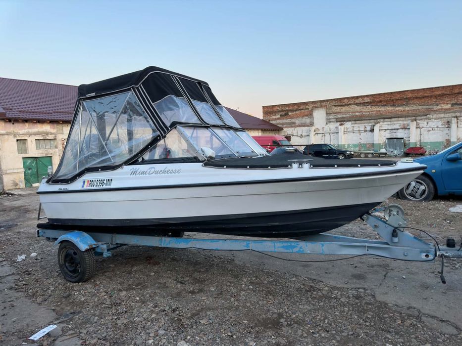 Vand barca Bayliner Capri motor Yamaha 60cp 4T