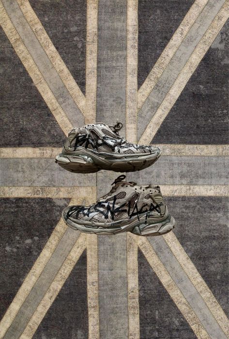 Balenciaga Runner Graffiti