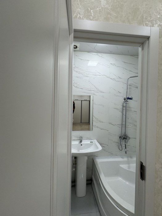 Сдается 3-х ком квартира на Беруний метро