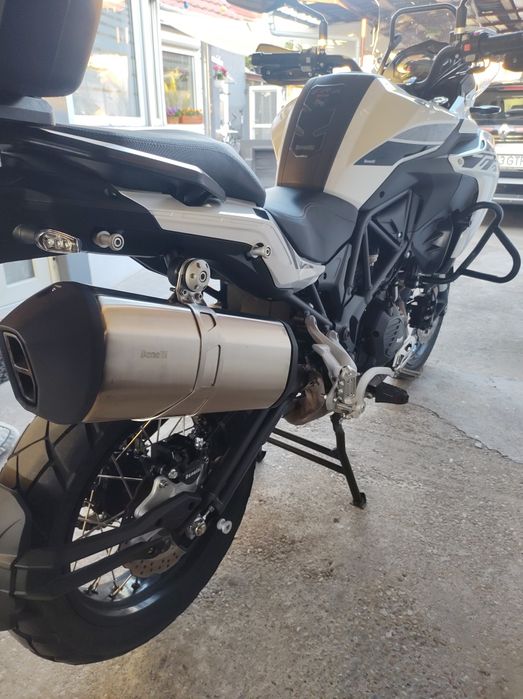 Yamaha X Max 125 Benelli TRK 502X