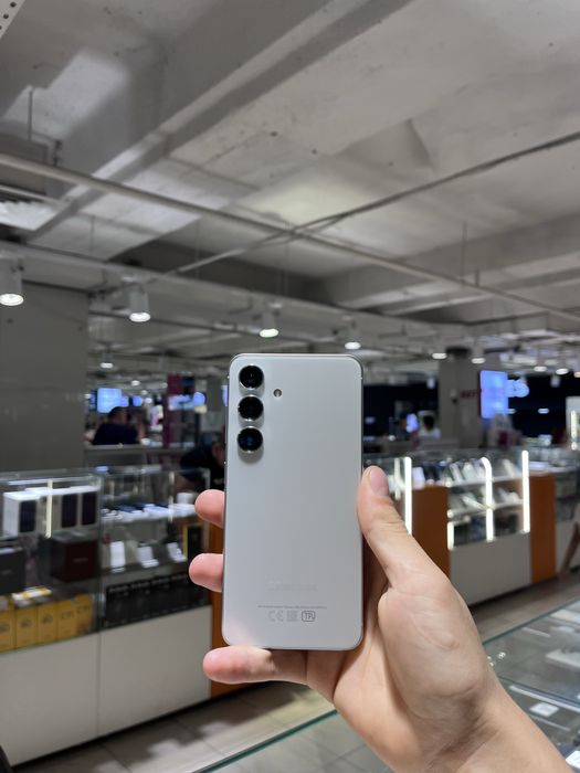 Samsung s24 128 gb white