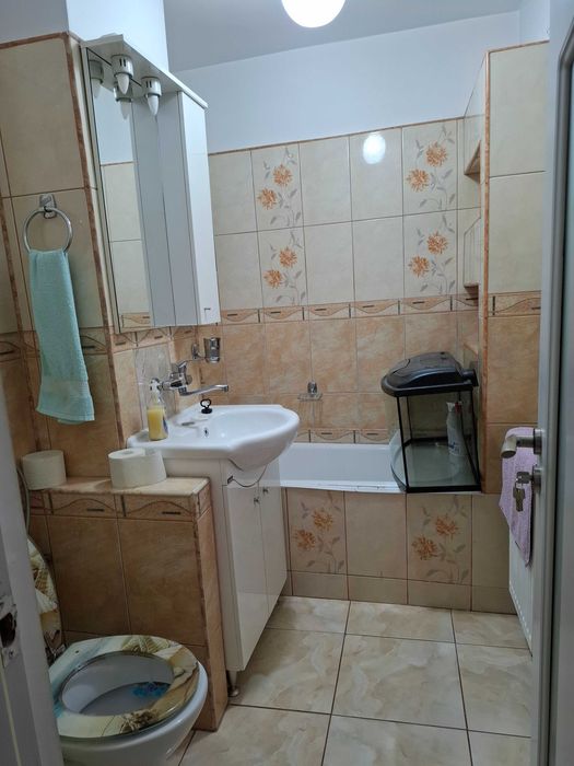 Vand apartament 2 camere