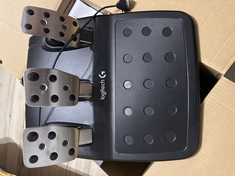 Volan Logitech Driving Force G920 pentru PC, Xbox ONE
