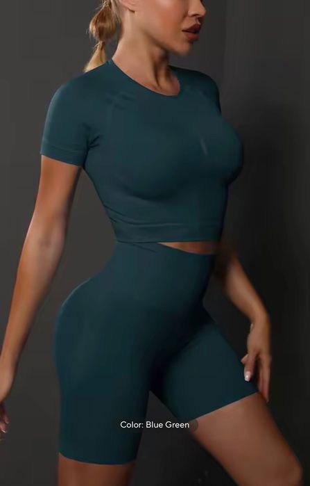 Екип за фитнес, нов