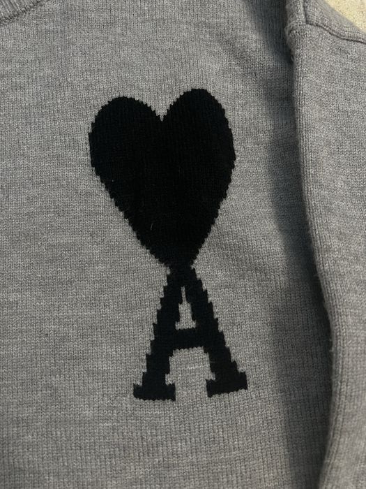 Ami Paris пуловер