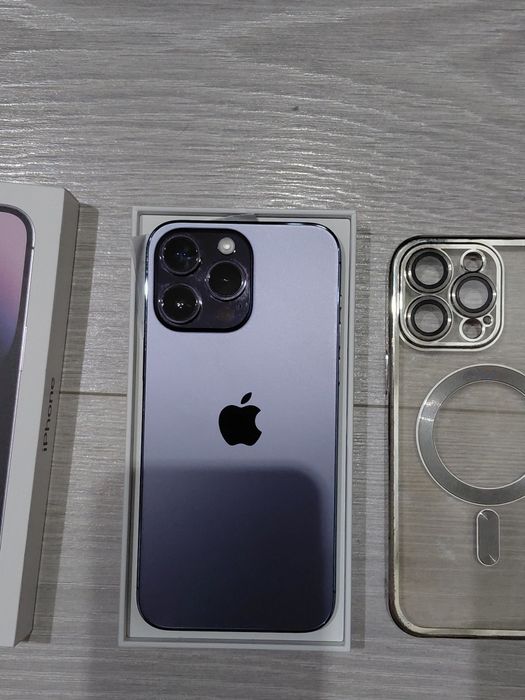 Продается айфон 14 про макс