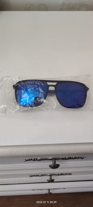 Солнцезащитные очки