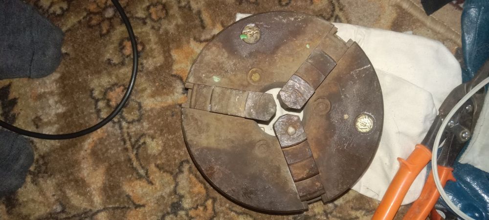 продам токарный патрон