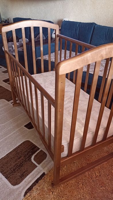 Кроватка детская