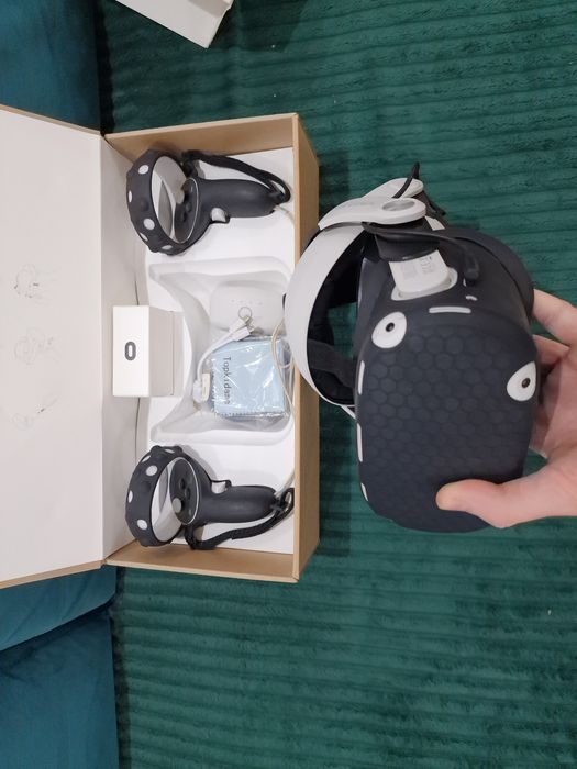 Oculus quest 2 в отличном состоянии