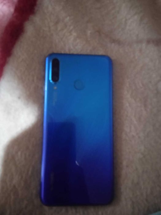 Vând Huawei pe 30 lite