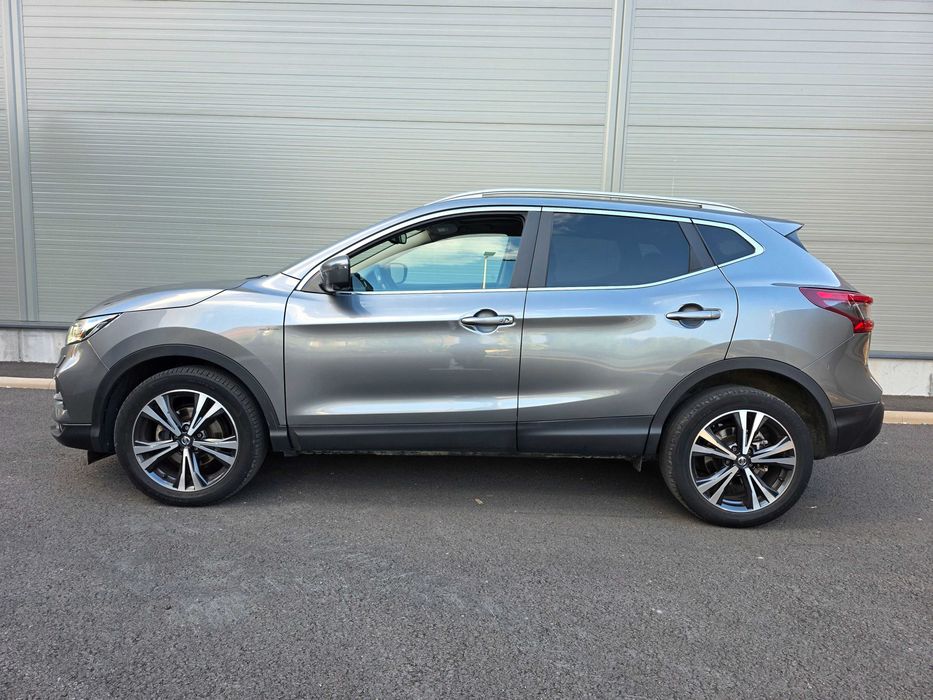 Nissan Qashqai Automat Benzină